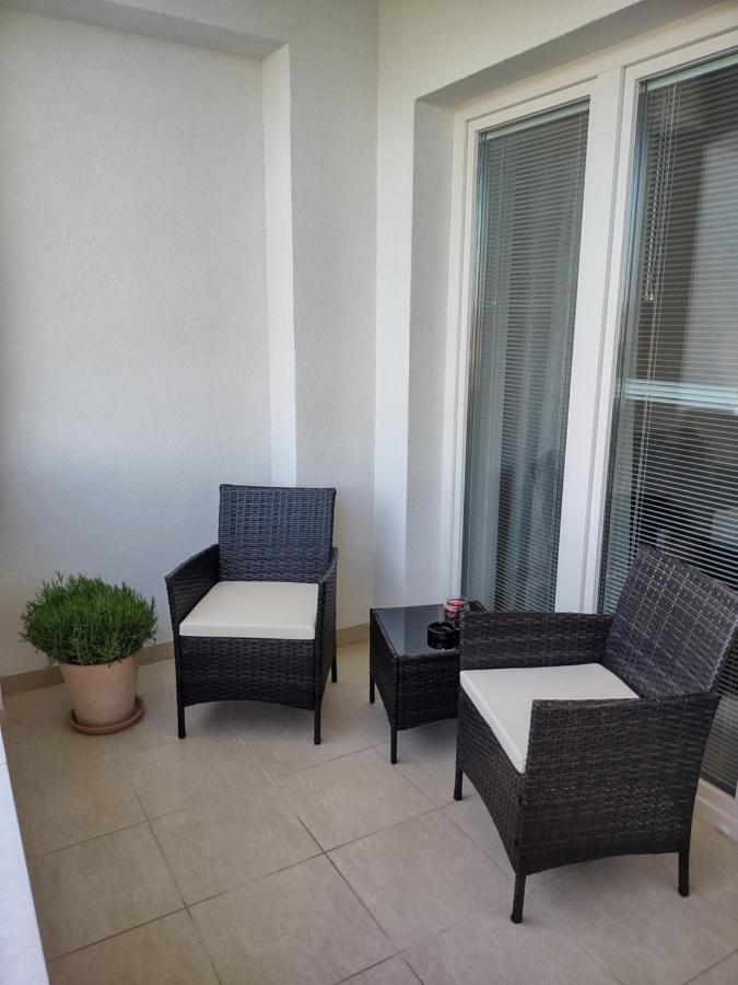 شقة Karina Apartman Dunajská Streda المظهر الخارجي الصورة